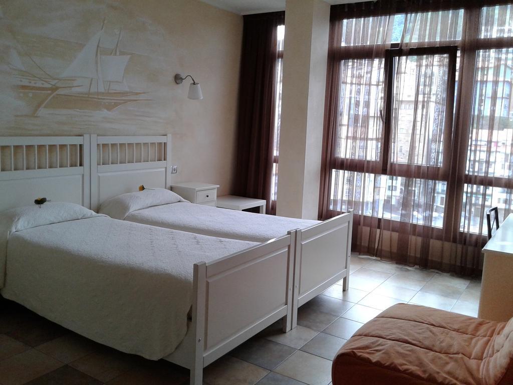 موتريكو Hotel Zumalabe المظهر الخارجي الصورة